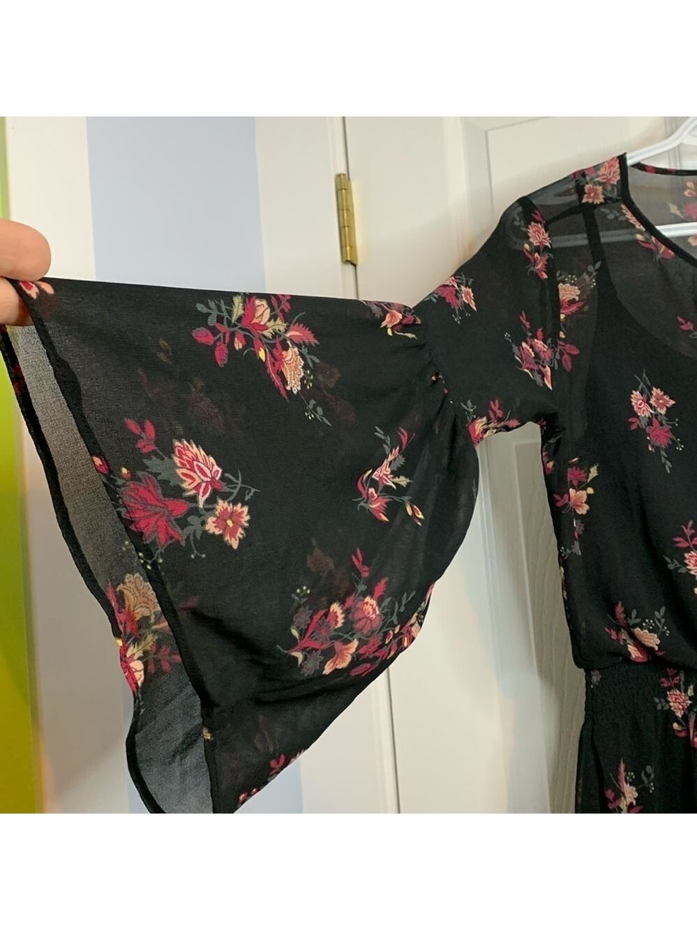 White House Black Market Black Floral Dress Bell Sleeve Pink Size Small Sheer - Picture 6 of 13